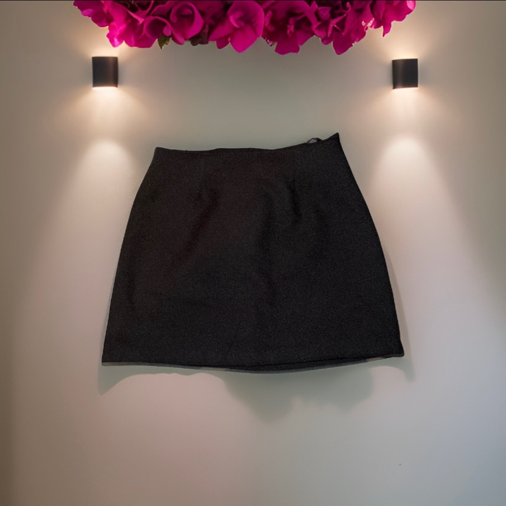 City Triangles Back Zip Mini Skirt